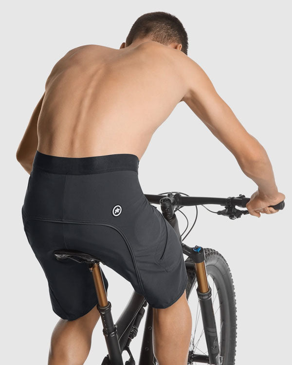 Assos Trail Cargo Shorts