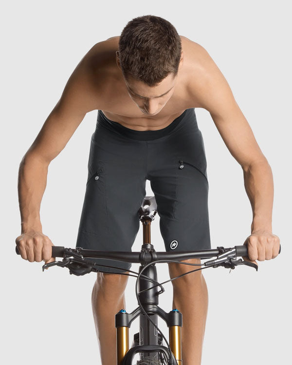 Assos Trail Cargo Shorts