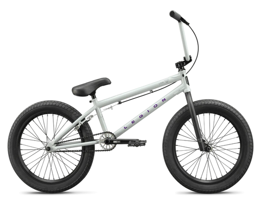 Mongoose L100 BMX